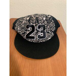Chicago 23 Snap Back Cap Hat Casual Basketball Jordan Black White Streetwear